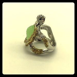 New green&gold women’s size 8 fashion turtle ring